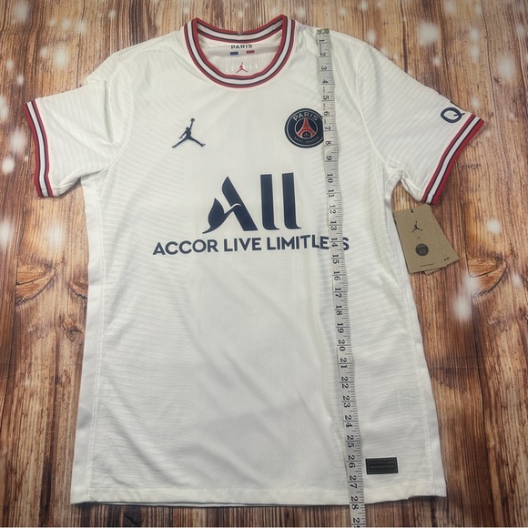 NWT Air Jordan Paris Saint-Germain Player Edition 2021 Season Sports Medium - Picture 7 of 14